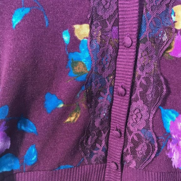 Just Ginger Womens Button Up VNeck Floral Cardigan - Picture 6 of 8